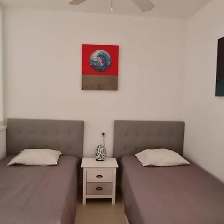 Parque Santiago 3 Studio Apartment *